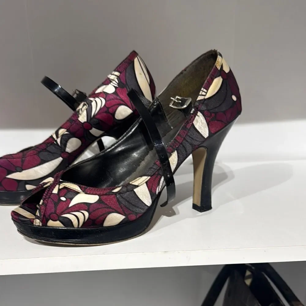 Elegant Black and Burgundy Heels
